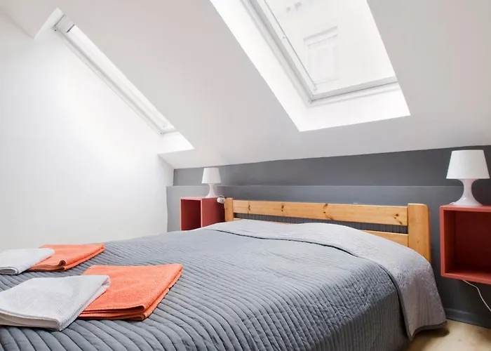 Bright Loft Next To The Ruin Pubs Free Airconditioner Free Coffee Apartament *