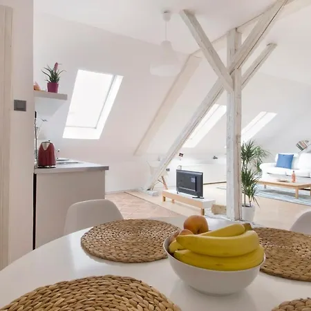 Apartmán Bright Loft Next To The Ruin Pubs Free Airconditioner Free Coffee For Long Therm Budapešť